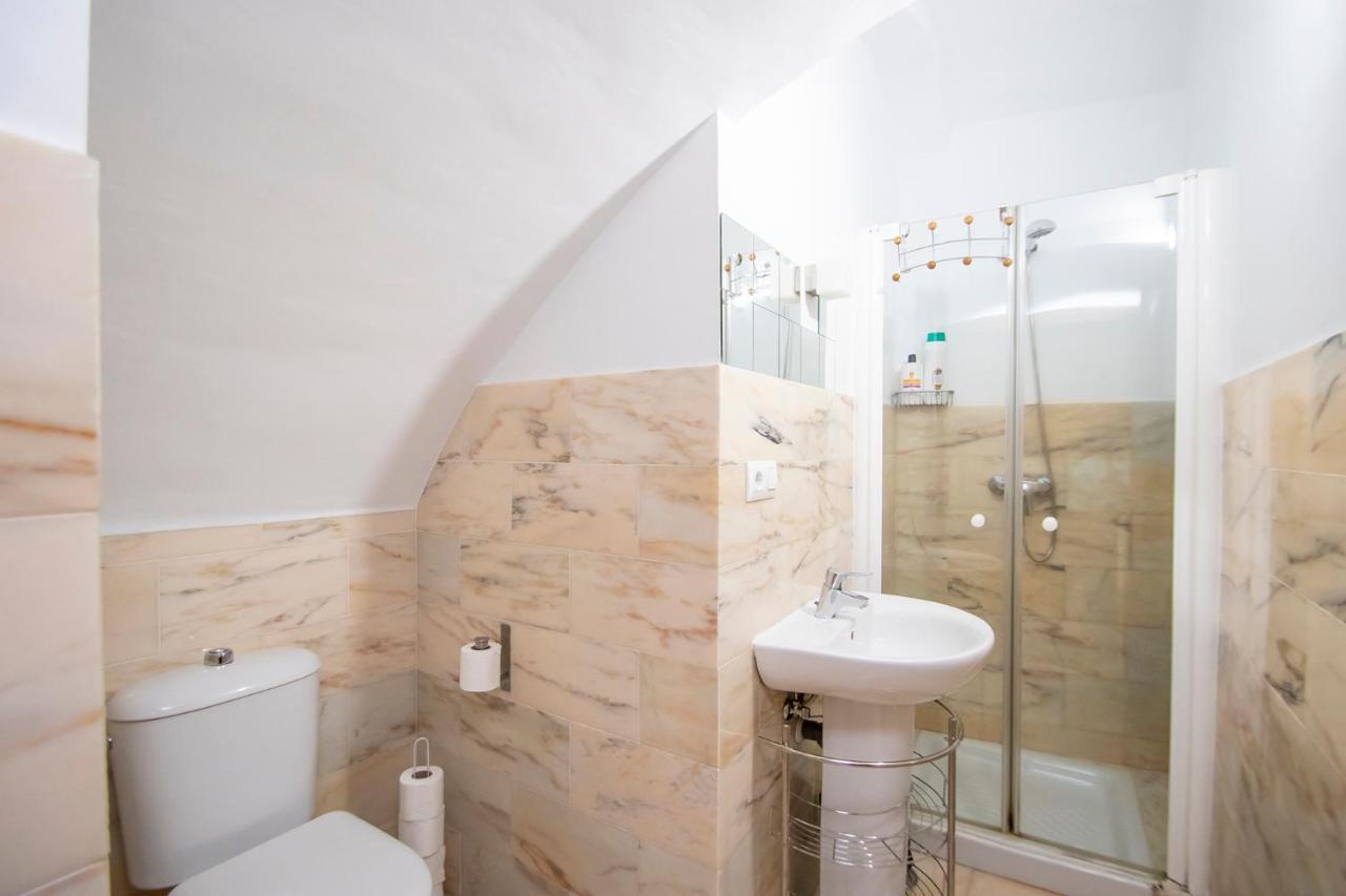 Loft Nuevo Y Con Encanto A Tres Mnt Catedral Aa Wifi *